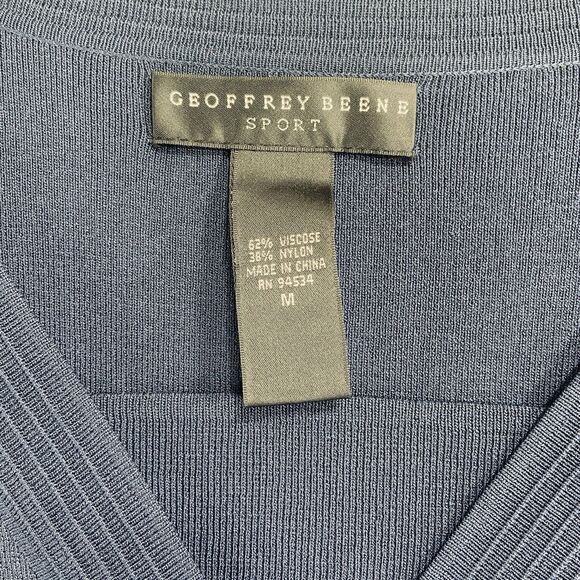 Geoffrey Beene Sport Women's Knit Sweater Top Size M Navy 3/4 Sleeve Stretch - Picture 8 of 9